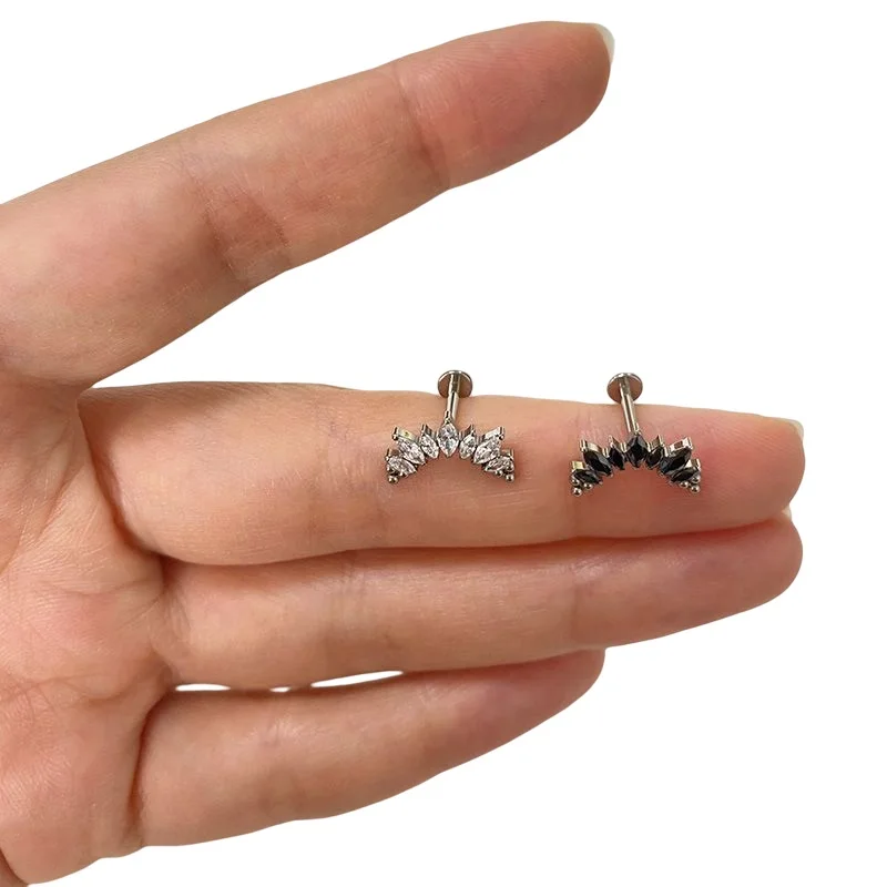 ASTM F136 티타늄 PIERC 7 CZ 후작, 트 - Cluster Stud Ear 리뷰 및 가격