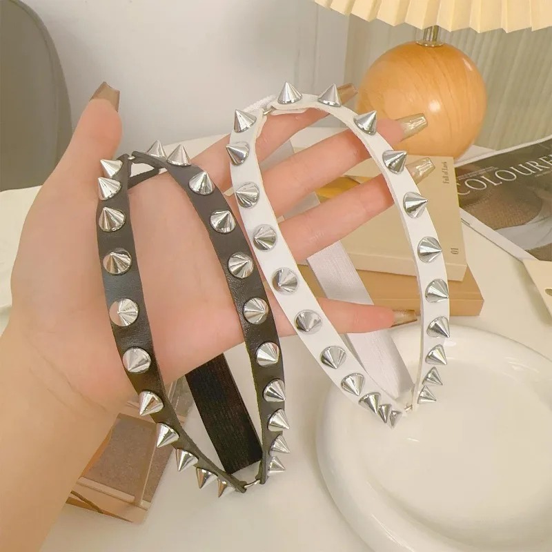 여성용 더블 로우 콘 스파이크 레그 가터, 펑크 록 리 - Body Jewelry Helix 리뷰 및 가격