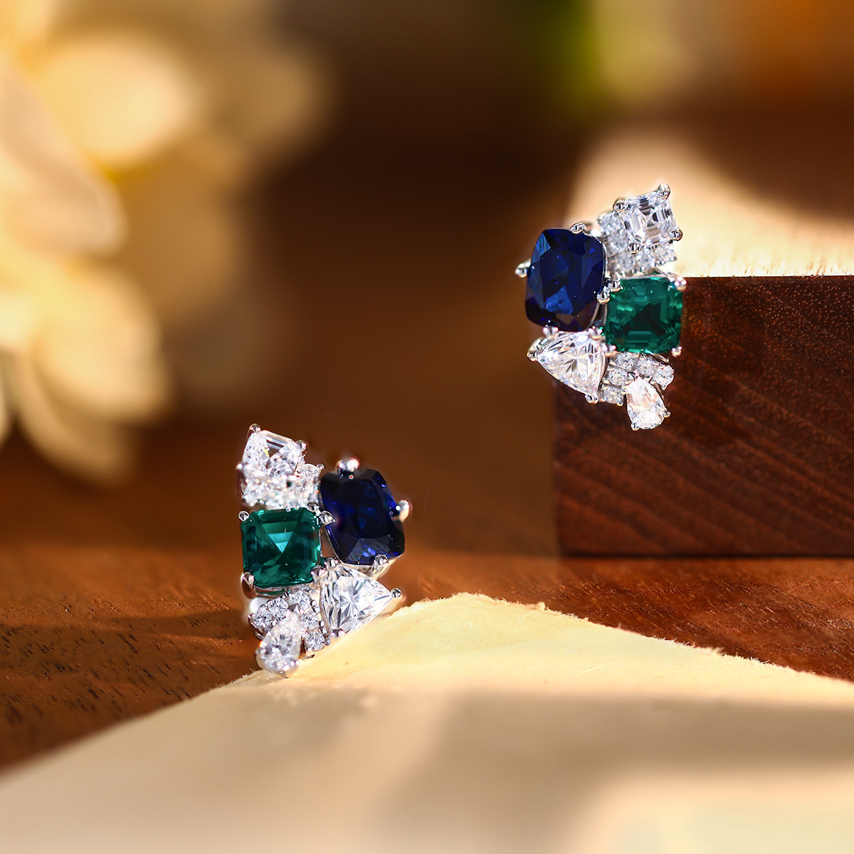 3.2cttw 랩 사파이어 에메랄드 여성용 하이 카본  - Cluster Stud Ear 리뷰 및 가격