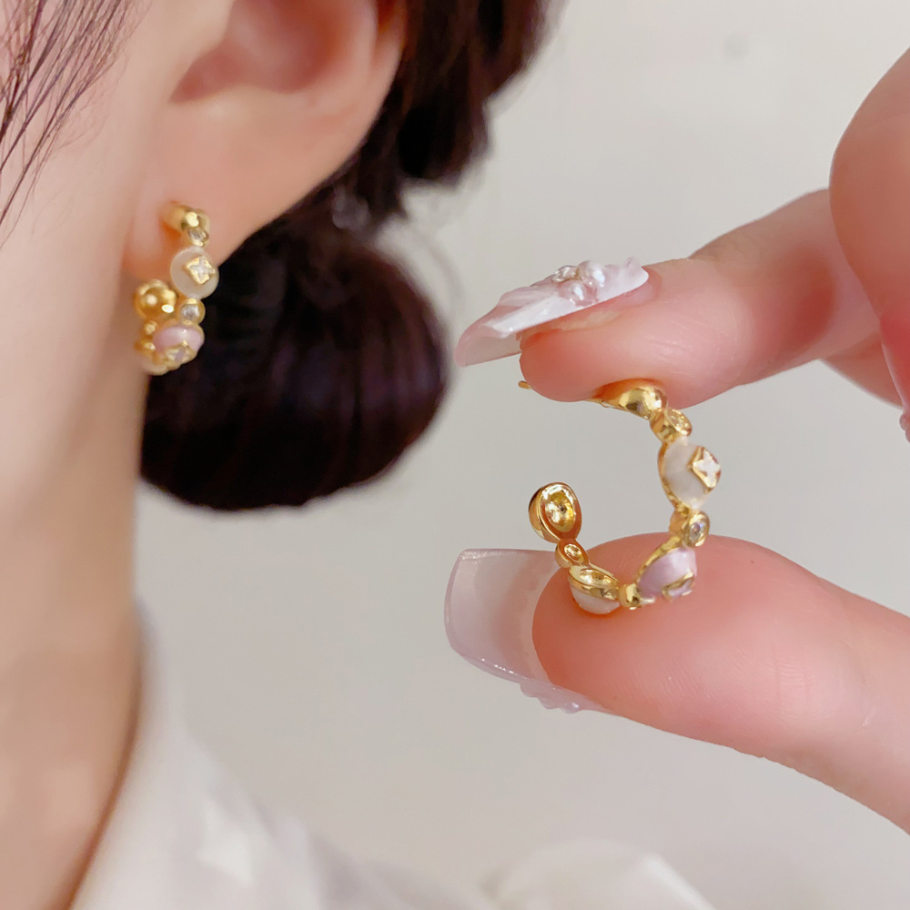 에나멜 꽃무늬 클러스터 하프 후프 귀걸이, 달콤한 파스 - Cluster Stud Ear 리뷰 및 가격